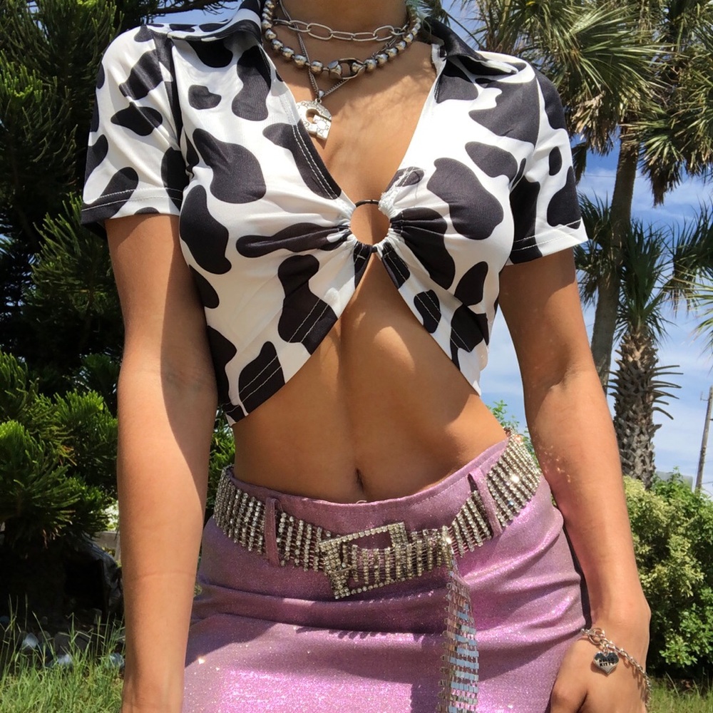 Cow Crop Top With Ring